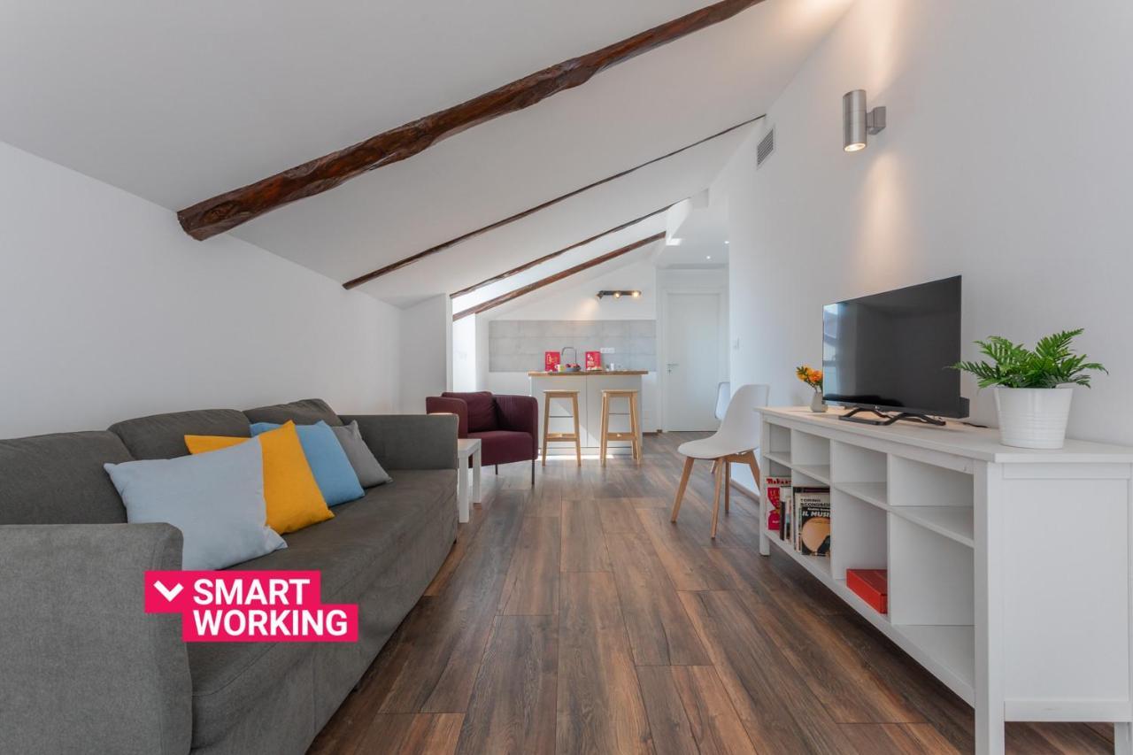 Mansarda Svizzera By Wonderful Italy Apartment Turin Bagian luar foto