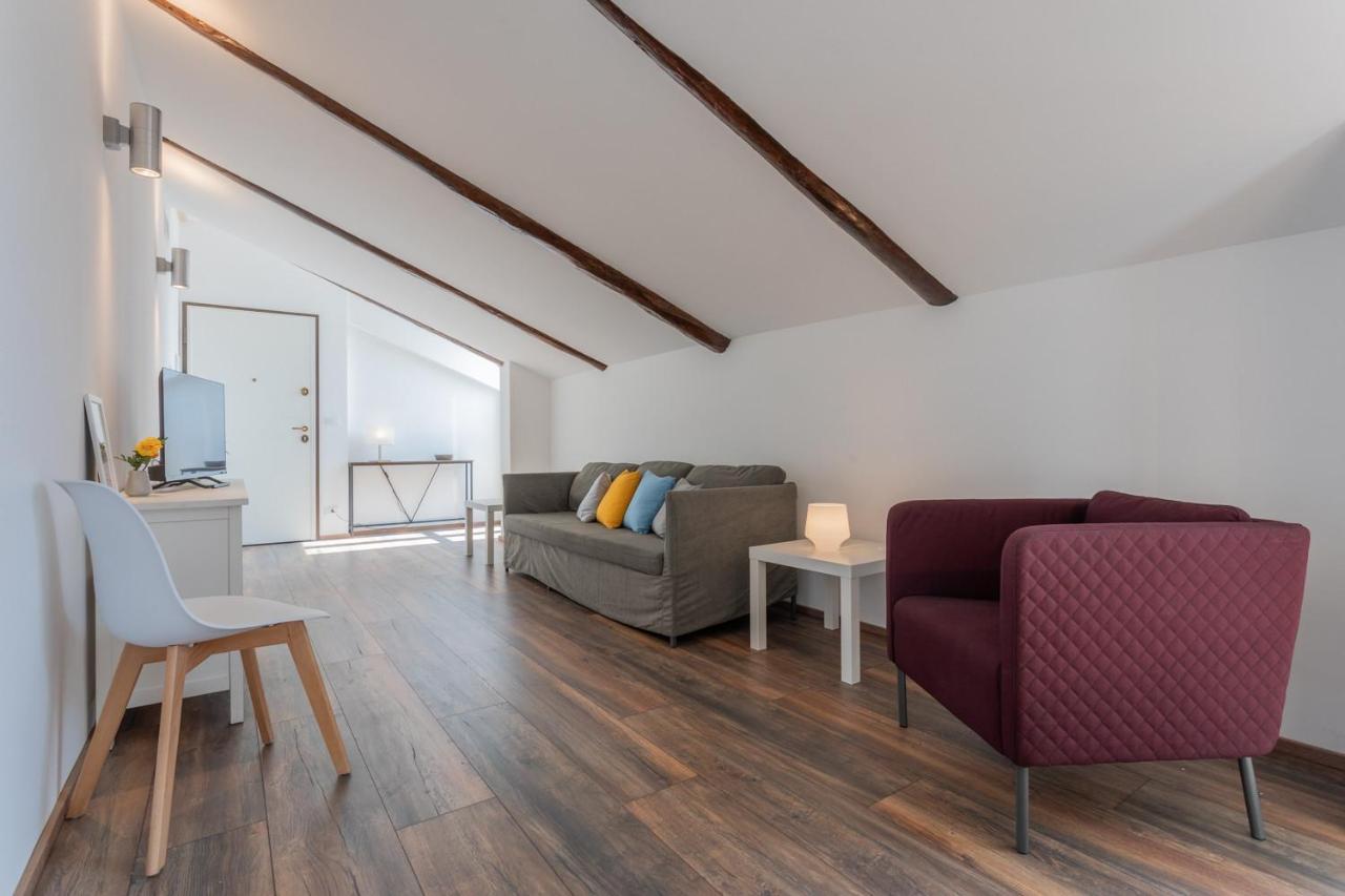 Mansarda Svizzera By Wonderful Italy Apartment Turin Bagian luar foto